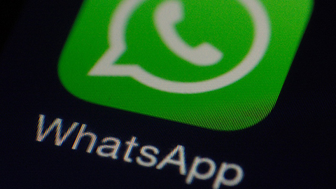 WhatsApp & Co.: Sind digitale Medien wirklich gefährlich? Saferinternet.at gibt Antworten.